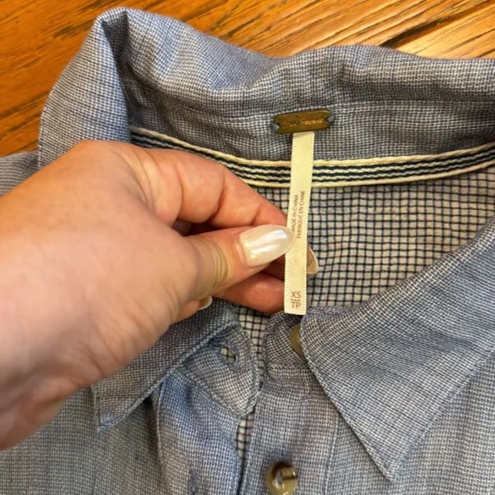 Free People Thats a Wrap Shirt in Chambray Combo Blue - Picture 9 of 14